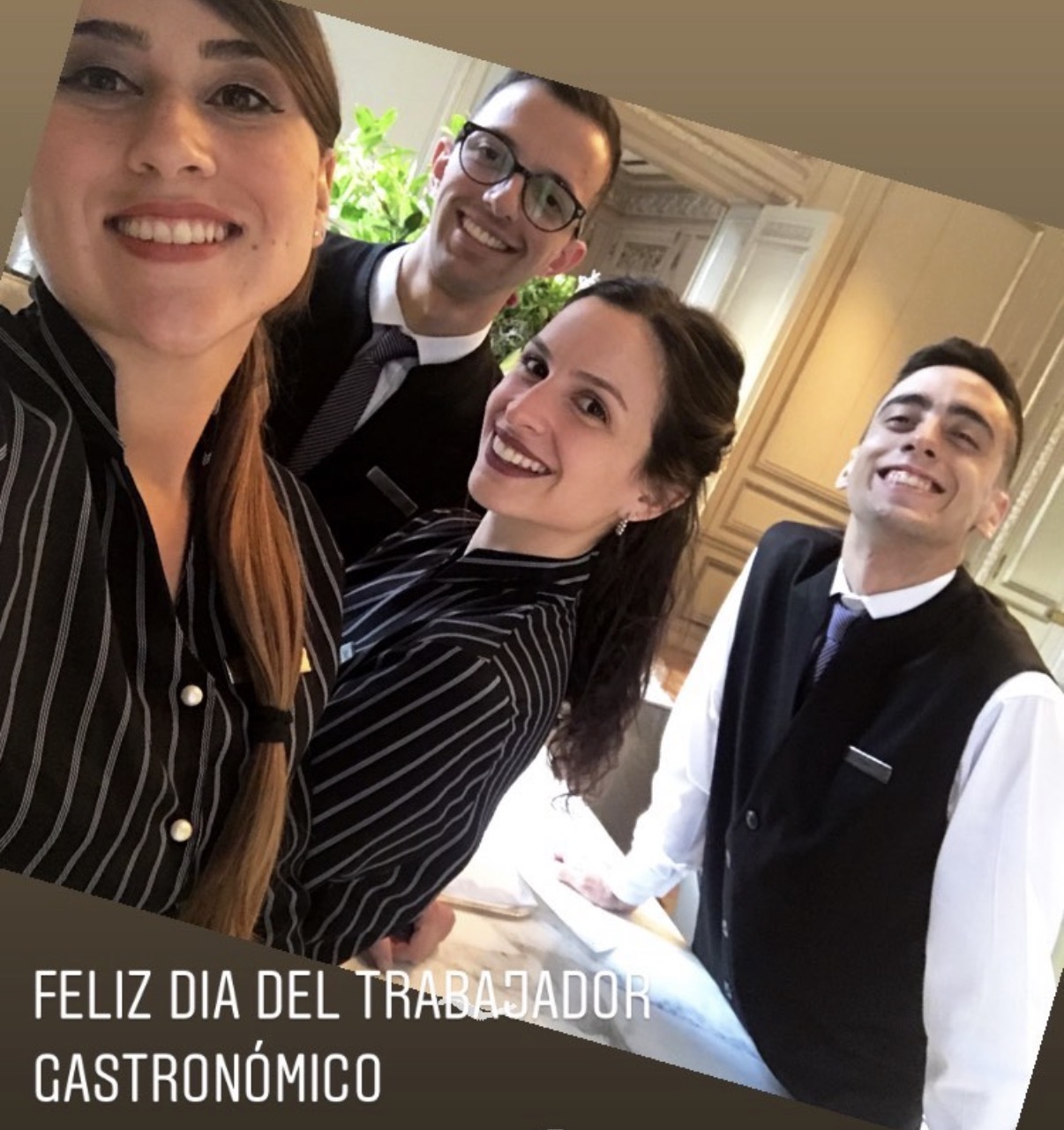 Eliana con su equipo de trabajo en el Palacio Duhau – Park Hyatt