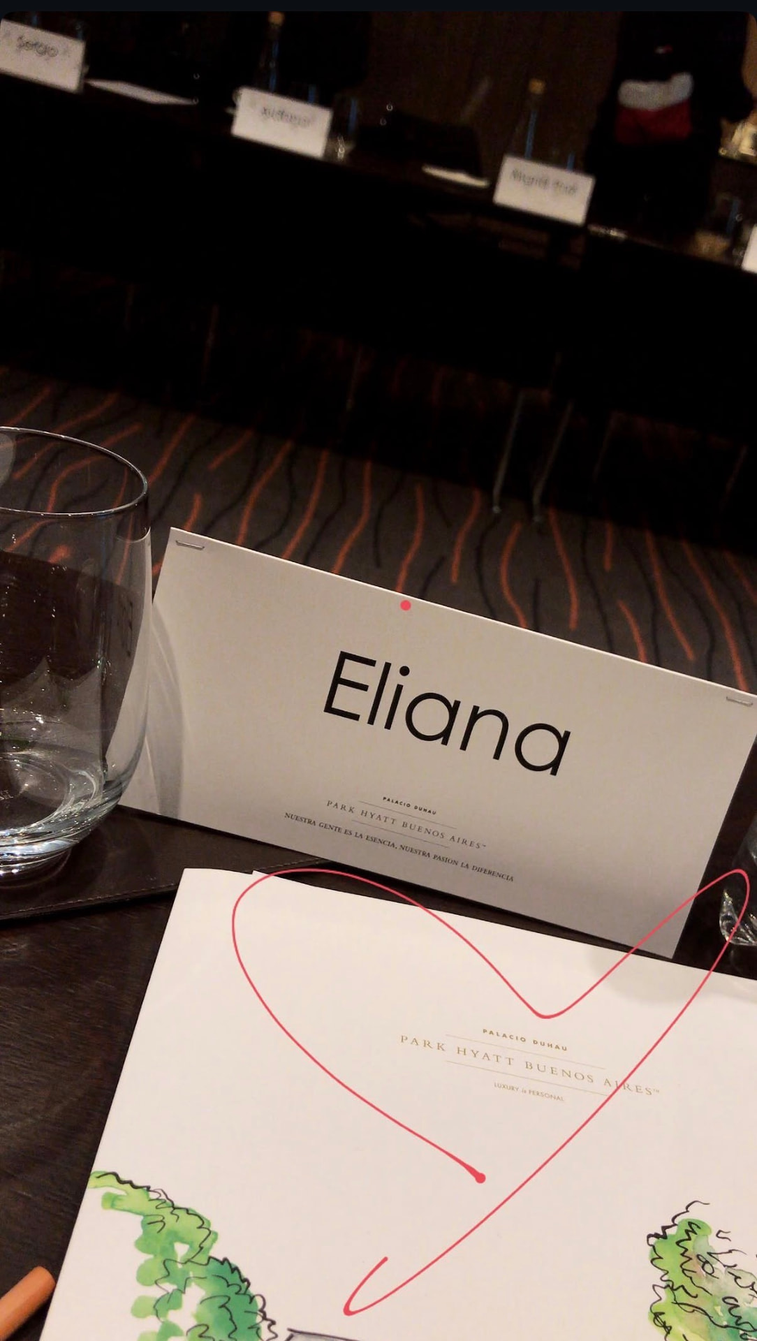 Tarjeta con el nombre de Eliana en el Palacio Duhau – Park Hyatt Buenos Aires